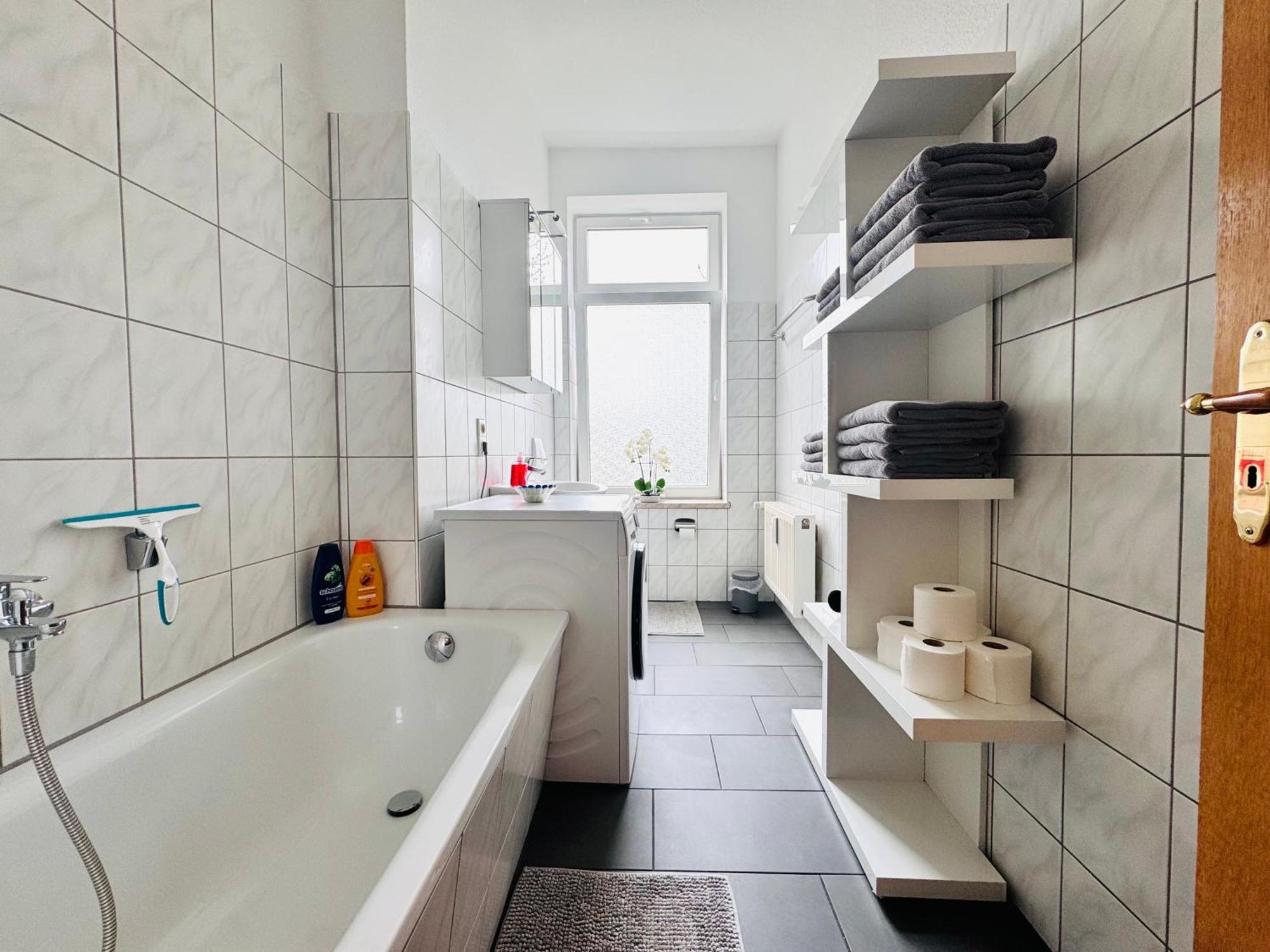 Attraktive Wohnung Im Schoenen Hinterhof Schwerin  Exterior foto